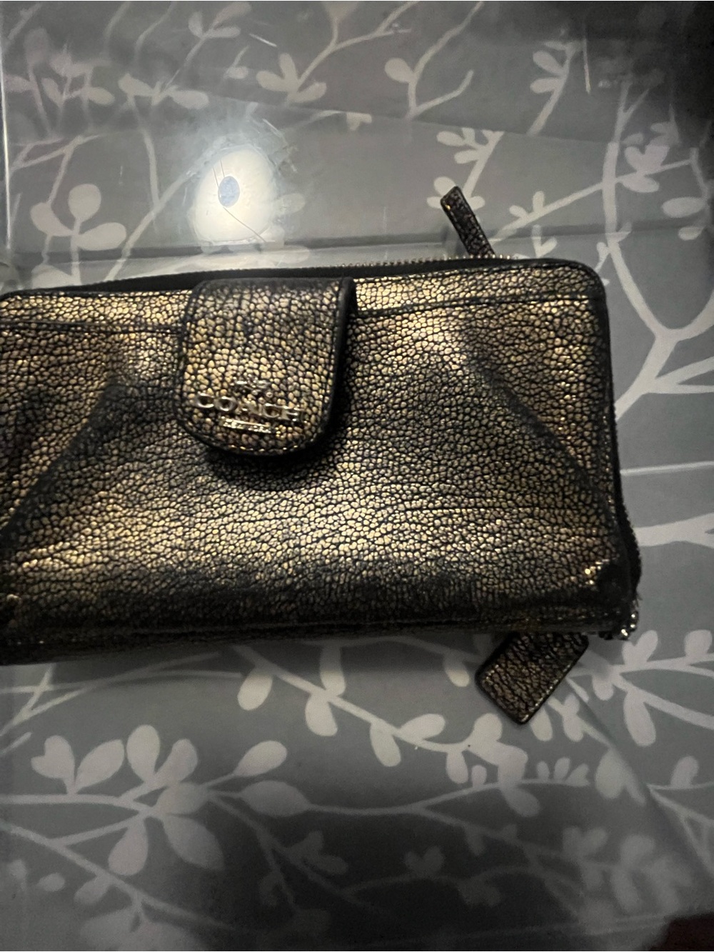 Coach Metallic Gold Leather Wallet with Snap Tab used - Picture 3 of 4